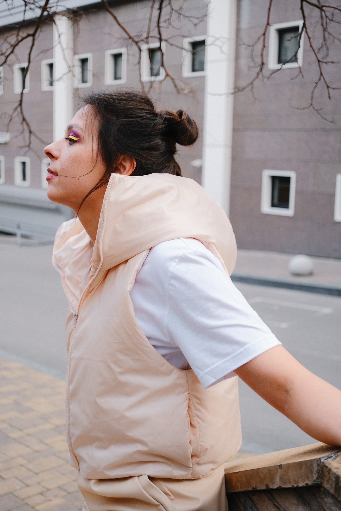 Warm hooded short vest — 1