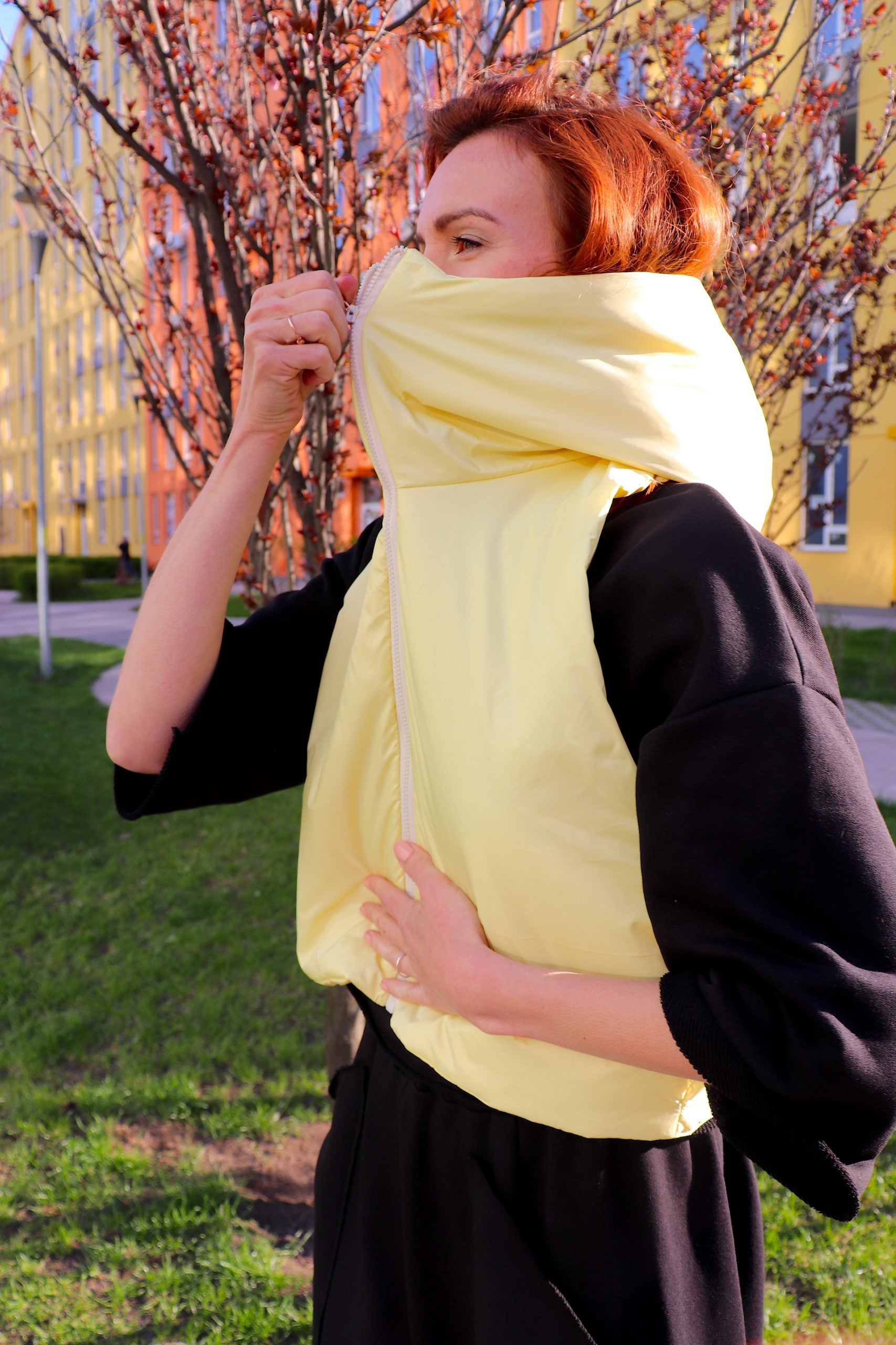 Warm hooded short vest — 1