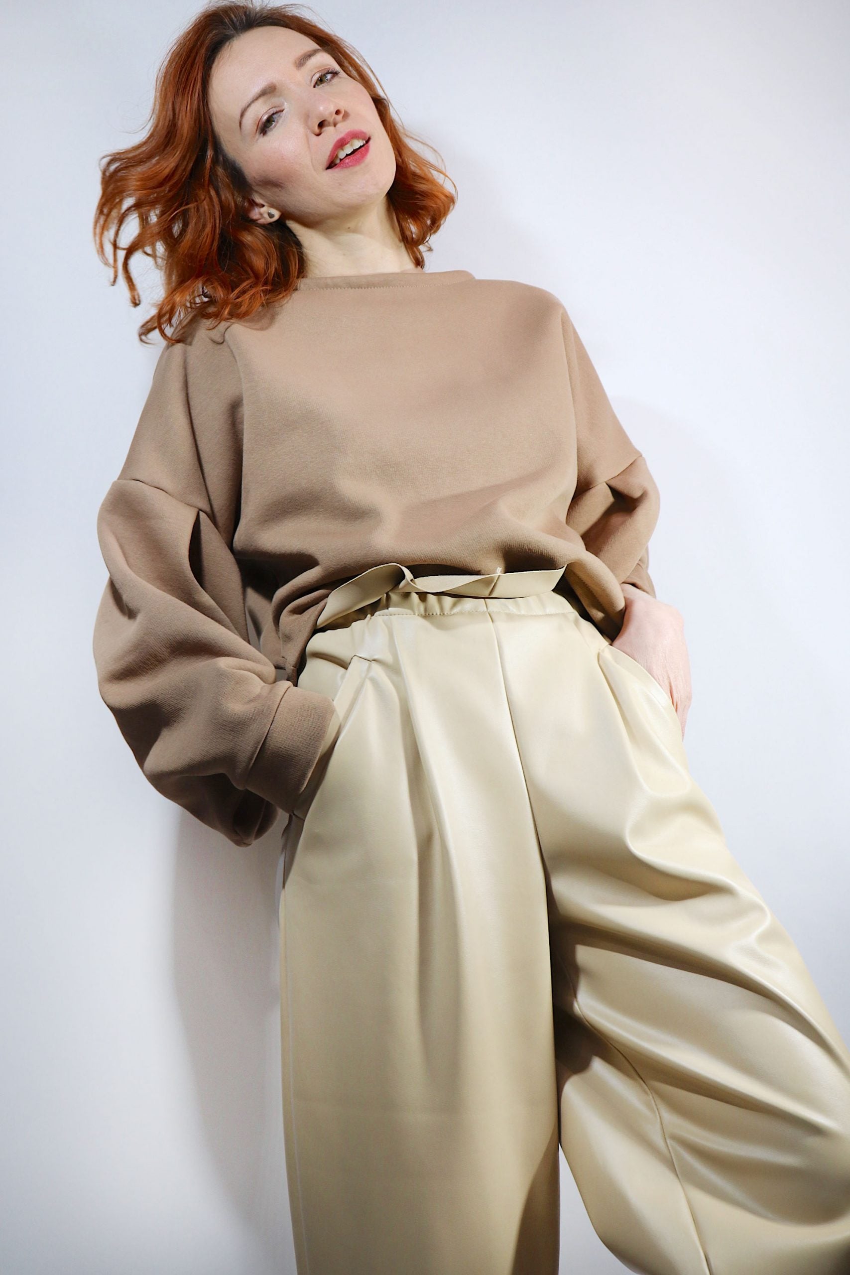 Sweatshirt — 1